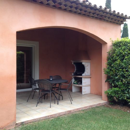 https://www.respelido.co.uk/wp-content/uploads/2016/02/location-vacances-terrasse-nice-540x540.jpeg