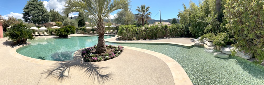 https://www.respelido.co.uk/wp-content/uploads/2025/09/holiday-residence-near-nice-carros-respelido-the-swimming-pool_19-1.jpg